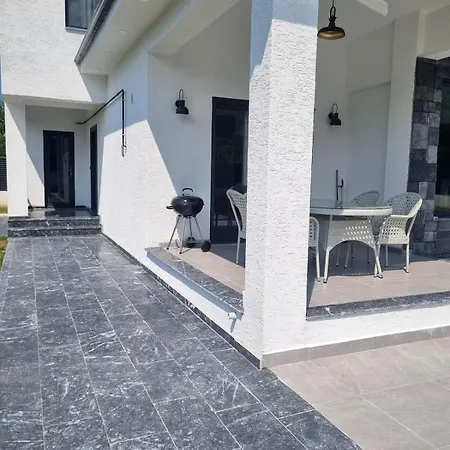 וילה Minihouse קארטפה