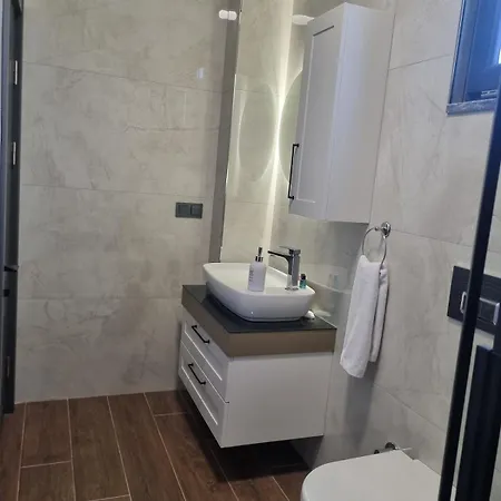 Minihouse וילה קארטפה